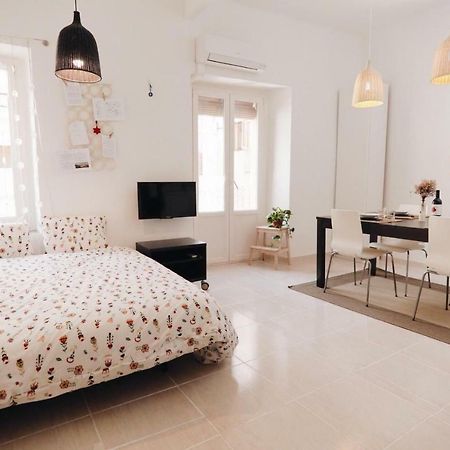 טראגונה Amparito Apartment - Casc Antic מראה חיצוני תמונה